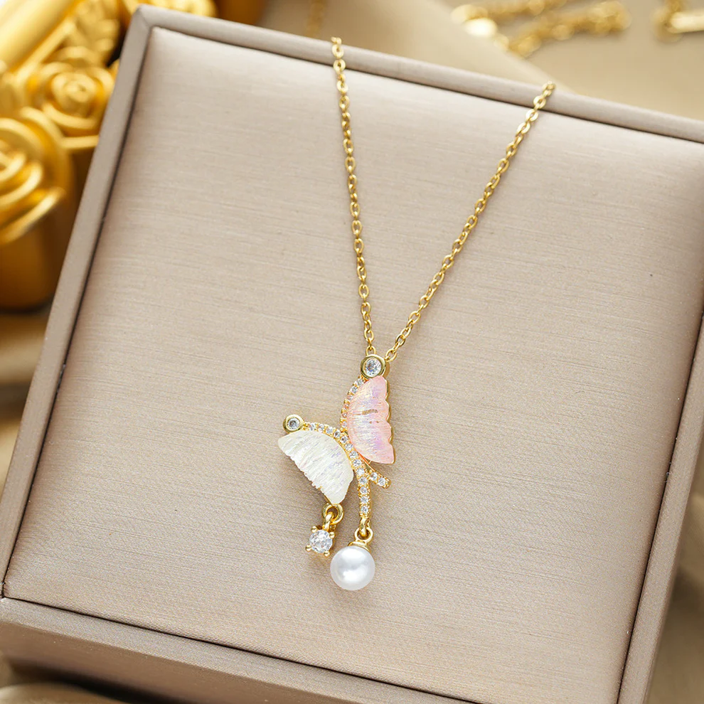 Pretty Little Wings Necklace
