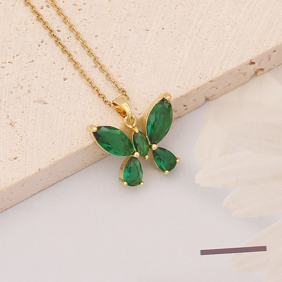 Pretty little Wings! Necklace