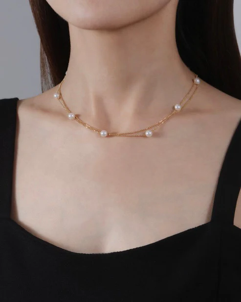Gala of Pearl Necklace