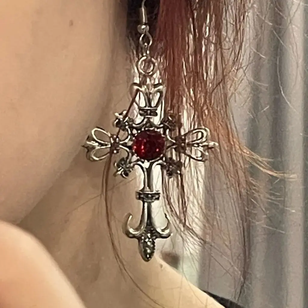 vintage gothc cross
