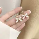 heart nd bow earring