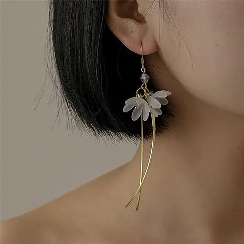 mismatched cute clear flower earrings