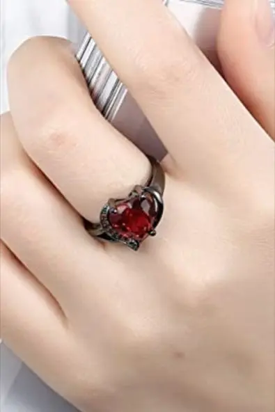 crystal black heart ring