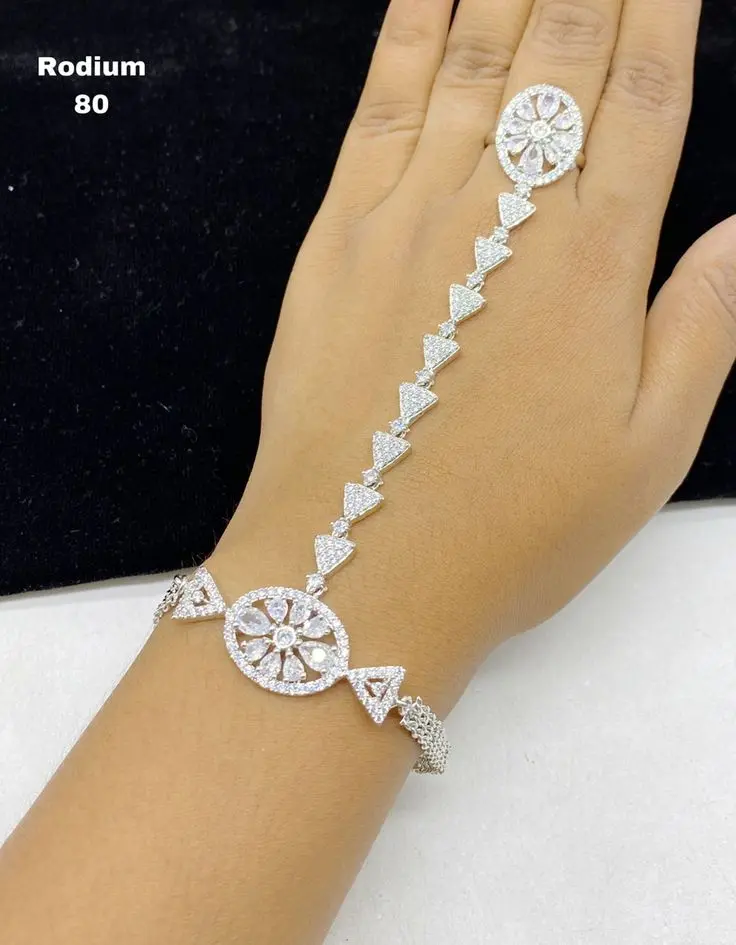 viral hands jewelry